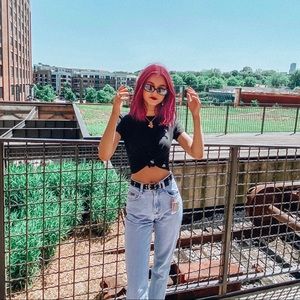 Meet your Posher, Tejal